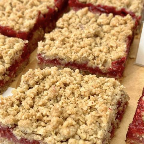 ** Vegan & GF Seasonal Fruit Crumble Bars